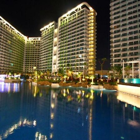 Azure C5 Man-Made Beach Balcony Multiple Units Manila Kültér fotó
