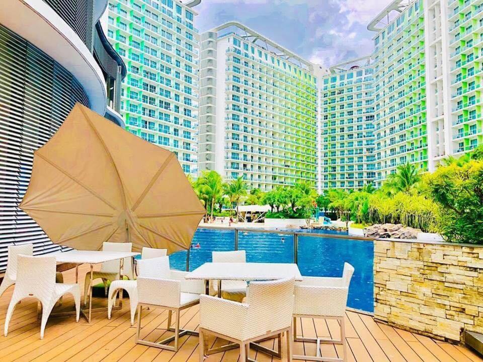 Azure C5 Man-Made Beach Balcony Multiple Units Manila Kültér fotó