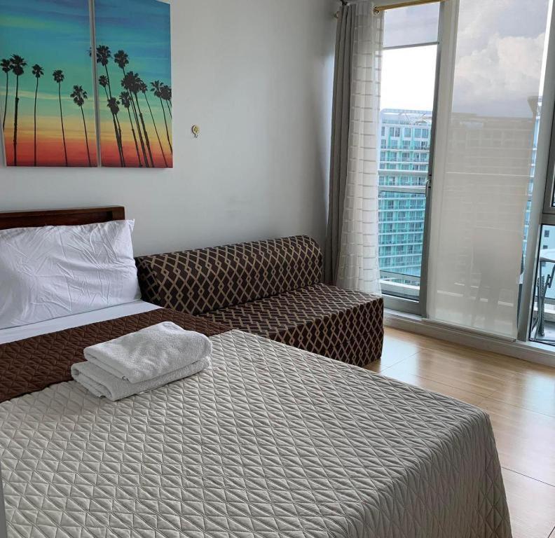 Azure C5 Man-Made Beach Balcony Multiple Units Manila Kültér fotó